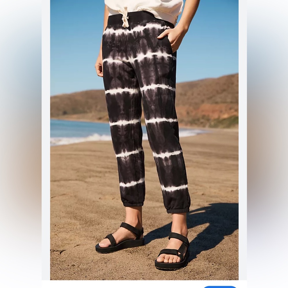 Cloth & Stone-Black and White Tie-Dye Joggers-Size M